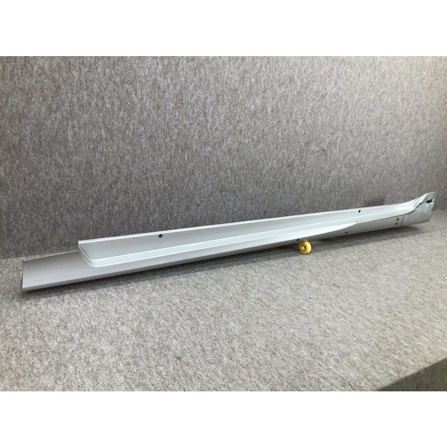 トヨタ プリウス ZVW50 純正 サイドステップ 左 75860-47080 : 拓海