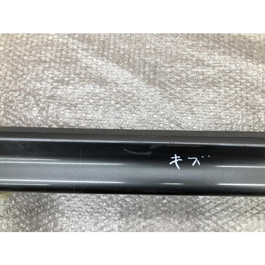 RU1/RU2/RU3/RU4 ヴェゼル ハイブリッド 純正 右 サイドステップ 71800 