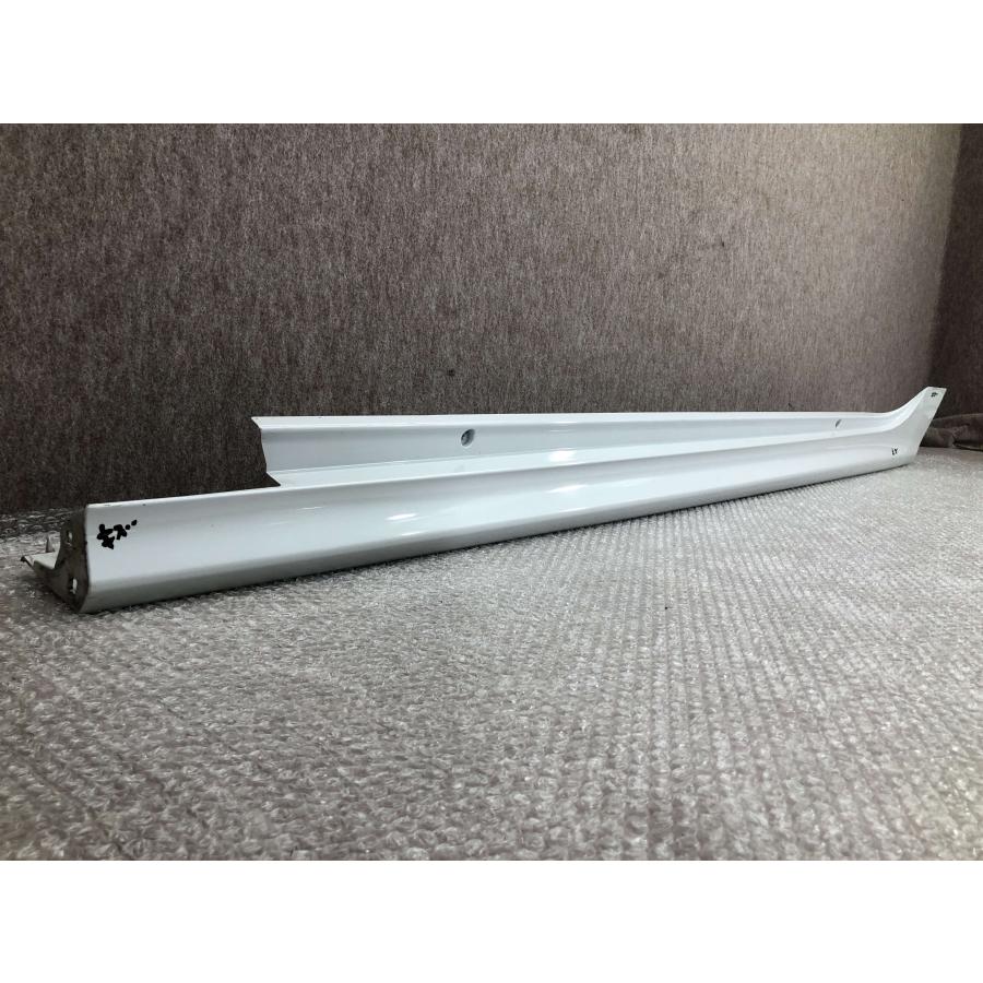 トヨタ ヤリス MXPA10 MXPH10 KSP210 左 サイドステップ 75860-K0050