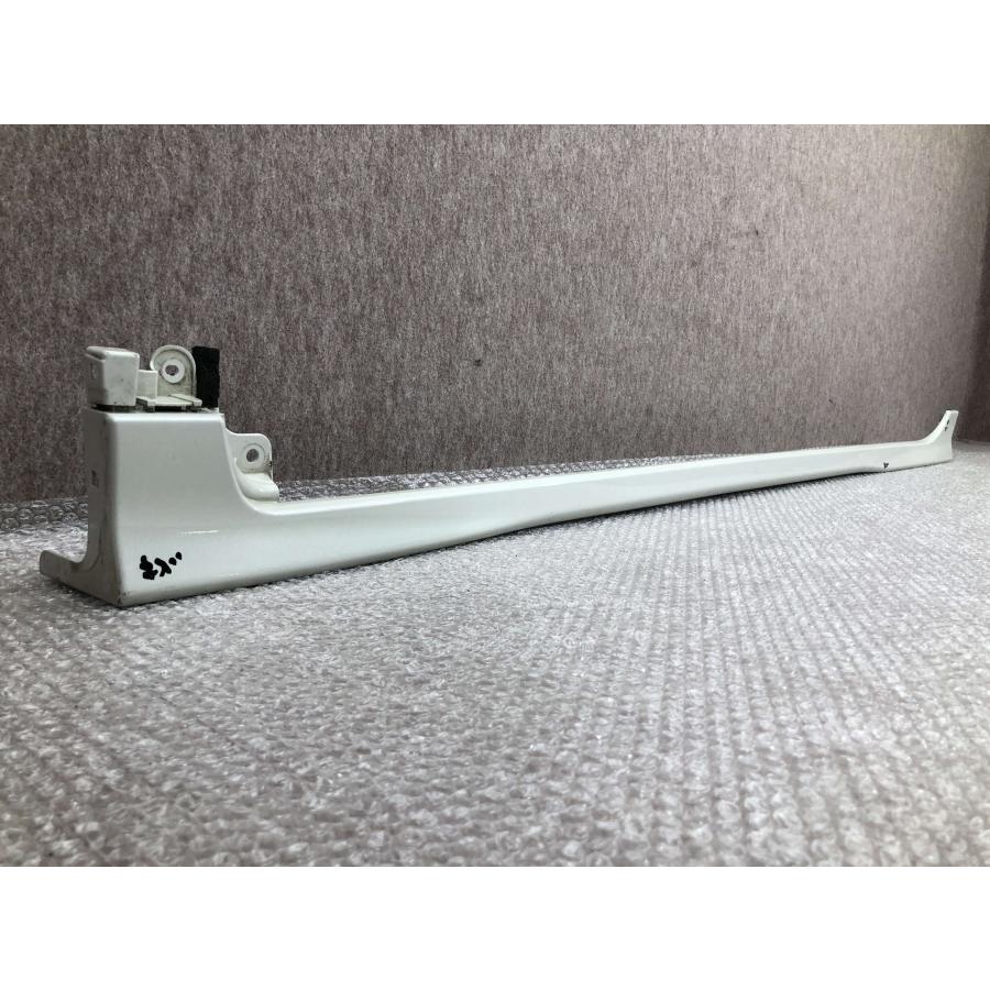 ダイハツ タント カスタム LA600S 純正 左 サイドステップ 75854-B2120