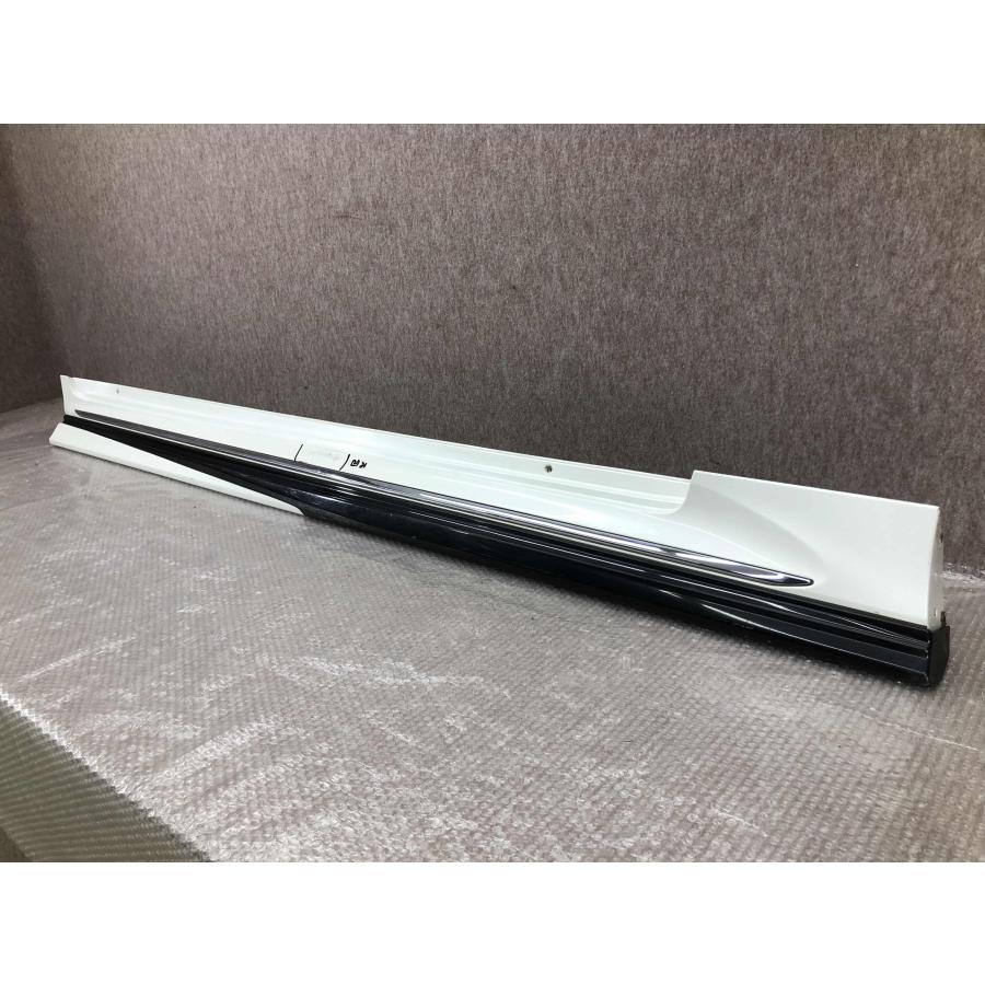 トヨタ クラウン RS 200系 ARS220/GWS224/AZSH20/AZSH21 純正 右