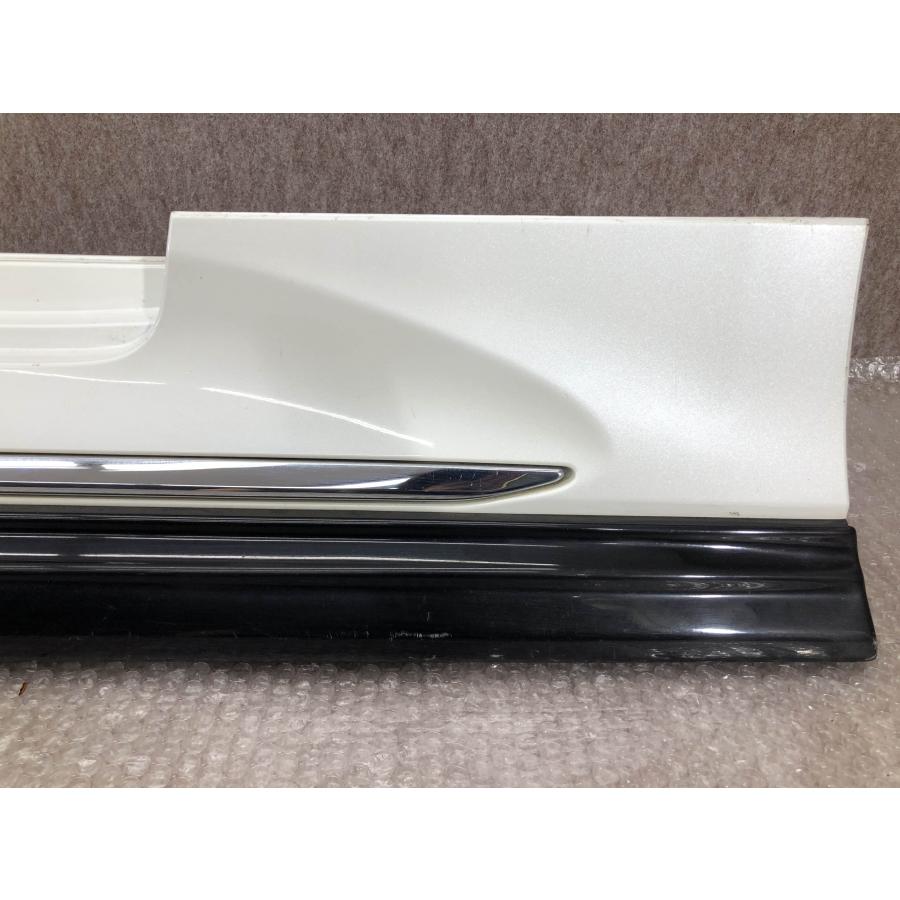 トヨタ クラウン RS 200系 ARS220/GWS224/AZSH20/AZSH21 純正 右
