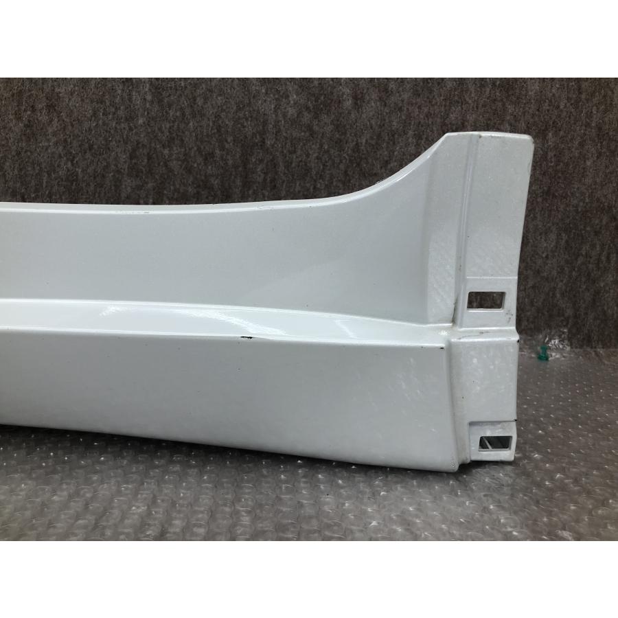 トヨタ プリウス 60系 MXWH60/MXWH65 ZVW60/ZVW65 純正 左 サイド