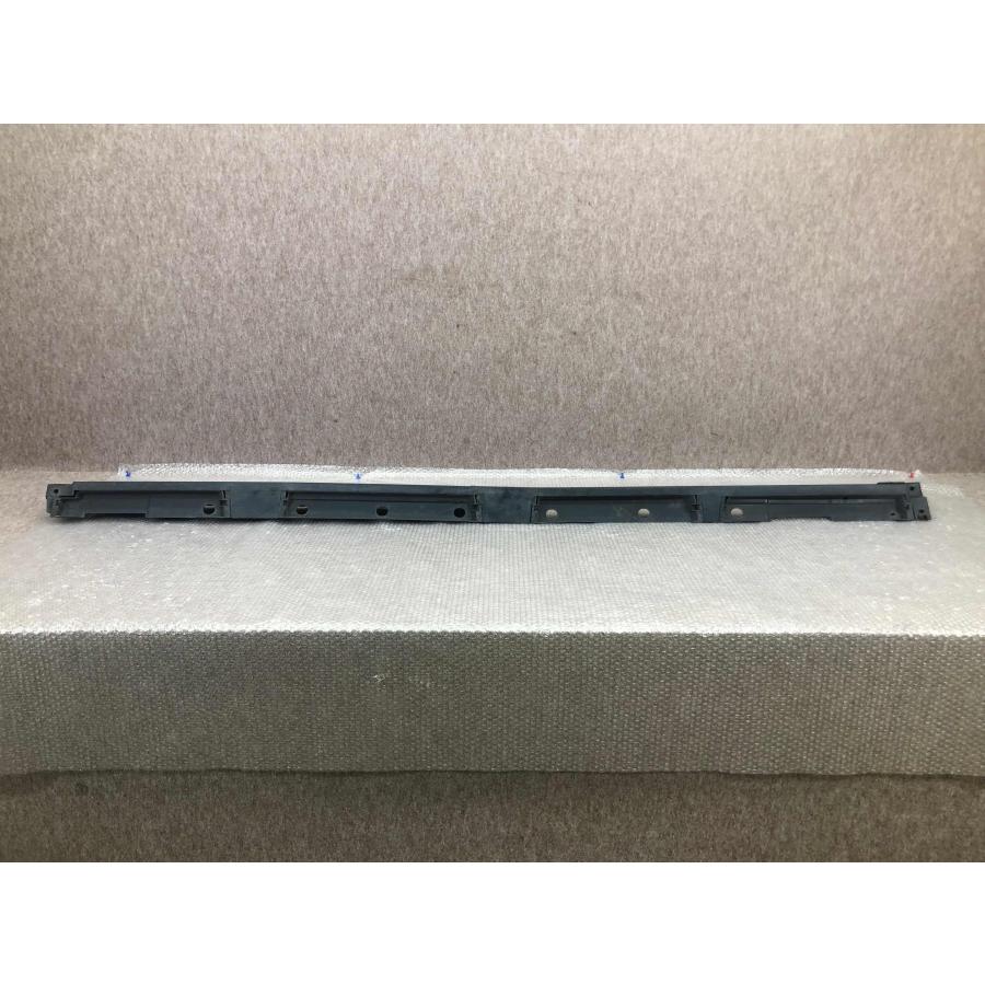 トヨタ ヴォクシー 80系 ZRR80/ZRR85/ZWR80 純正 左サイドステップ