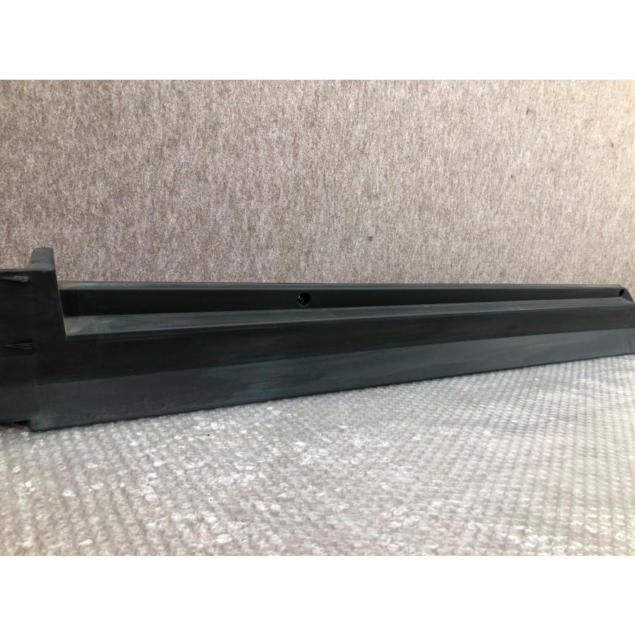 トヨタ ヴォクシー 80系 ZRR80/ZRR85/ZWR80 純正 左サイドステップ