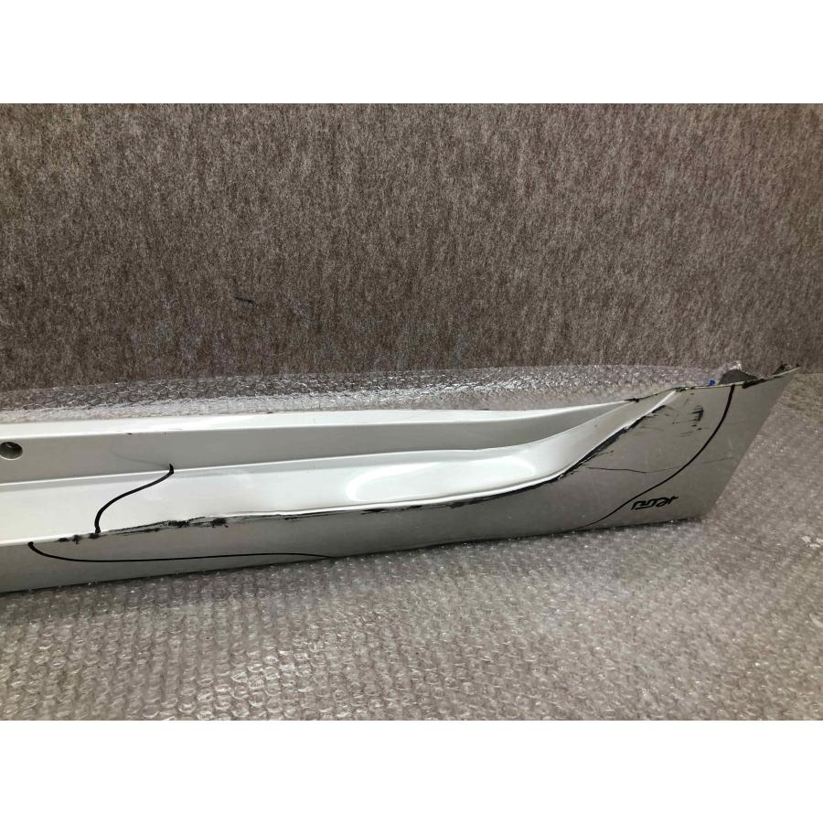 トヨタ プリウス 50系 ZVW50/ZVW51/ZVW55/ZVW52 純正 左 サイド 