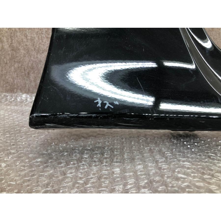 トヨタ プリウスZVW50/ZVW51 モデリスタ サイド ステップ 左側。 モデリスタ トヨタ プリウス 50系 左サイドステップ ZVW50/ZVW51/ZVW55