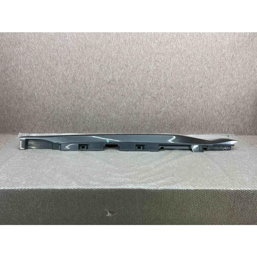 トヨタ GR86/ZD8/ZN8 スバル BRZ 純正 左 サイドステップ C190100420
