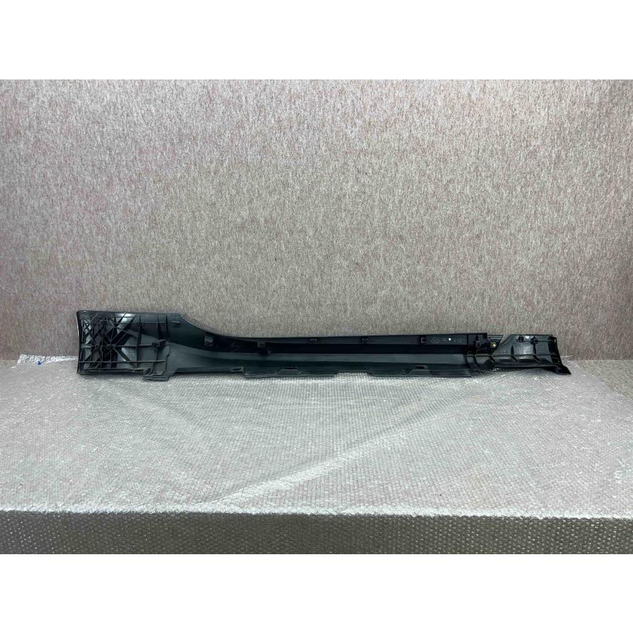 トヨタ GR86/ZD8/ZN8 スバル BRZ 純正 左 サイドステップ C190100420