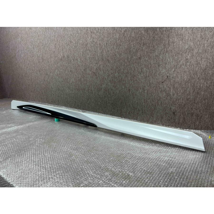 未使用　60 プリウス モデリスタ サイドスカート MSD44-47001 右 モデリスタ トヨタ プリウス 60系 純正 右サイドステップ/サイド