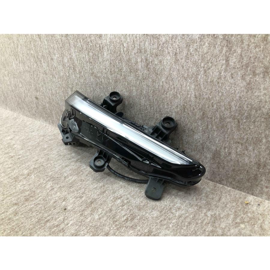 美品 磨き済み プジョー 208 P21 LED デイライト デイランプ 右 右側