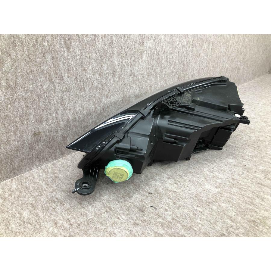 美品 磨き済み Audi アウディ A5 F5 マトリックス ヘッドライト 右 8W6