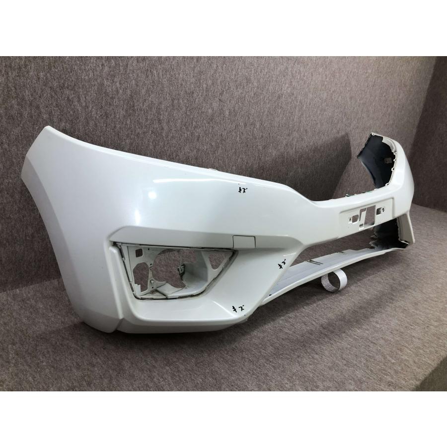 ホンダ フィット GK3/GK4/GK5/GK6 純正 フロントバンパー 71101-T5A