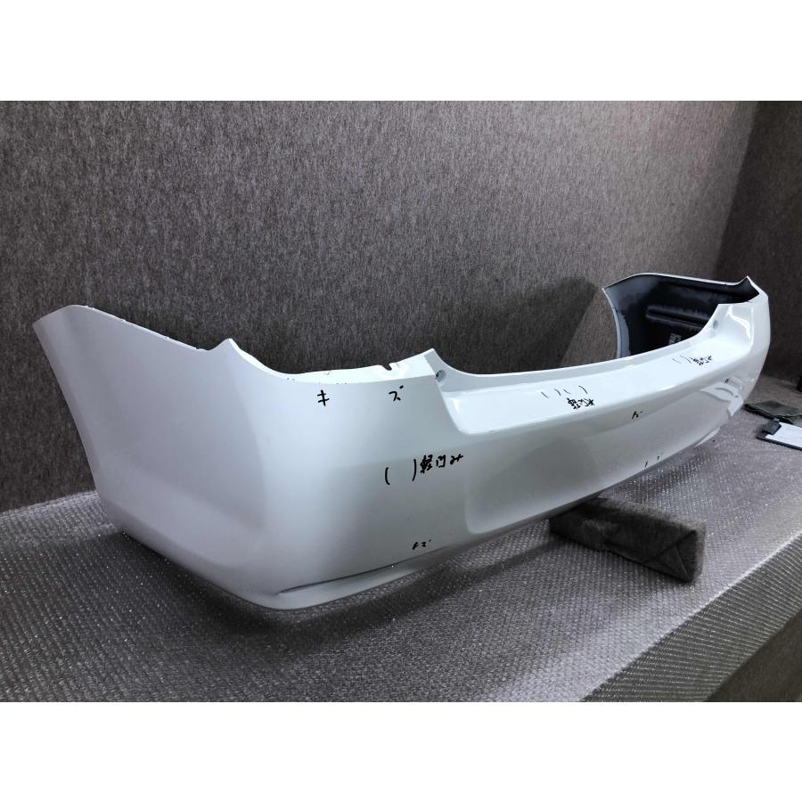 ZRE160/NZE161/NZE164/NKE165 カローラ アクシオ 純正 リアバンパー