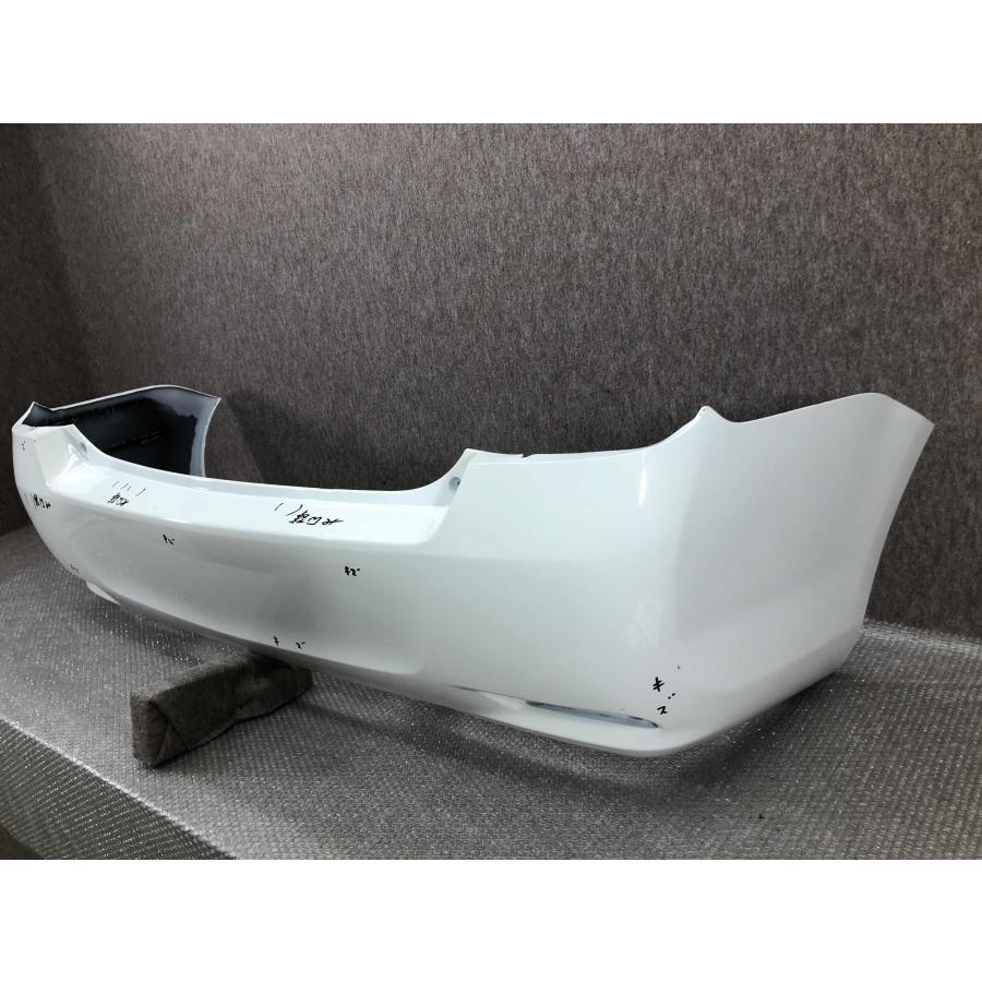 ZRE160/NZE161/NZE164/NKE165 カローラ アクシオ 純正 リアバンパー
