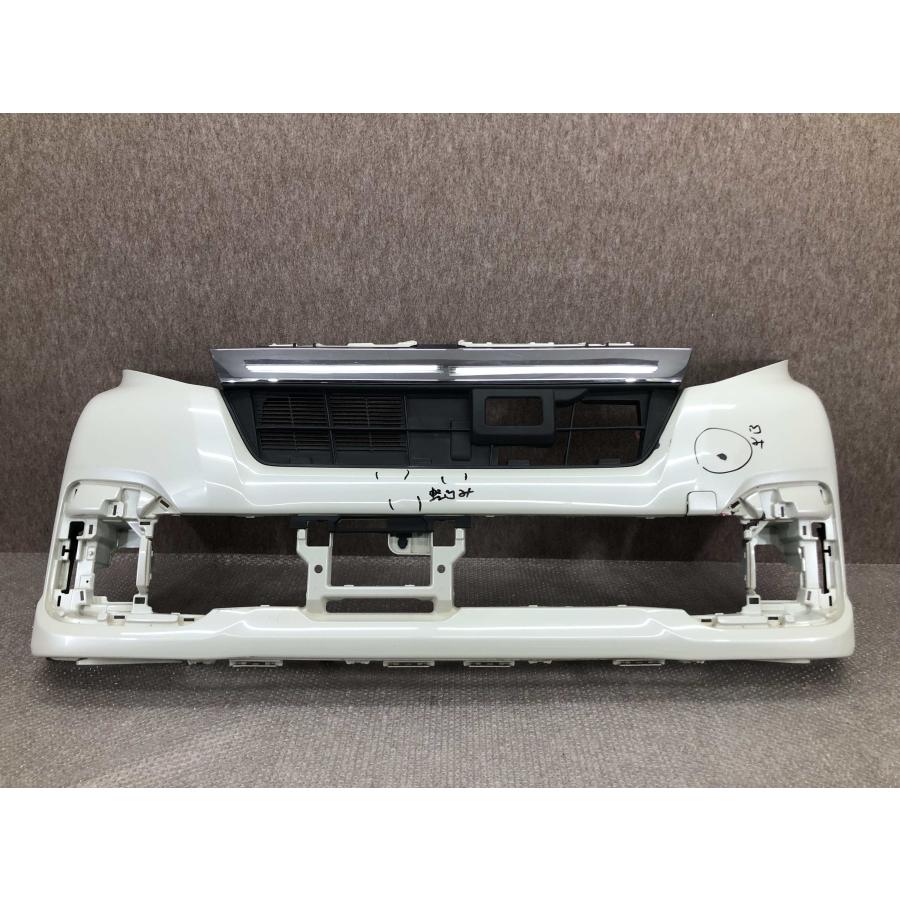 ダイハツ　タントカスタム/トップエディション　LA600S　後期　フロントバンパー　W24パール タント カスタム LA600S LA610S 後期 フロントバンパー 52119-B2F00