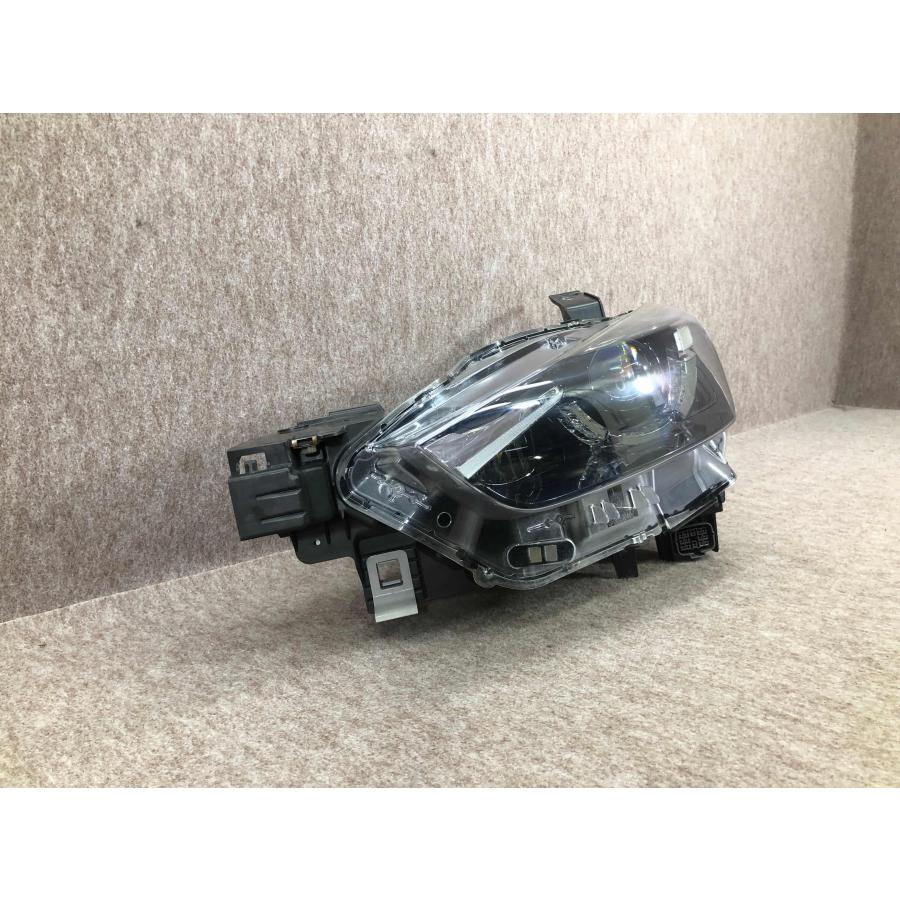 マツダ DK5FW CX-3 前期 純正 LED ヘッドライト 左側 レンズ美品 磨き済みマツダ 前期 LED DK5FW CX-3 左ヘッドライト KOITO