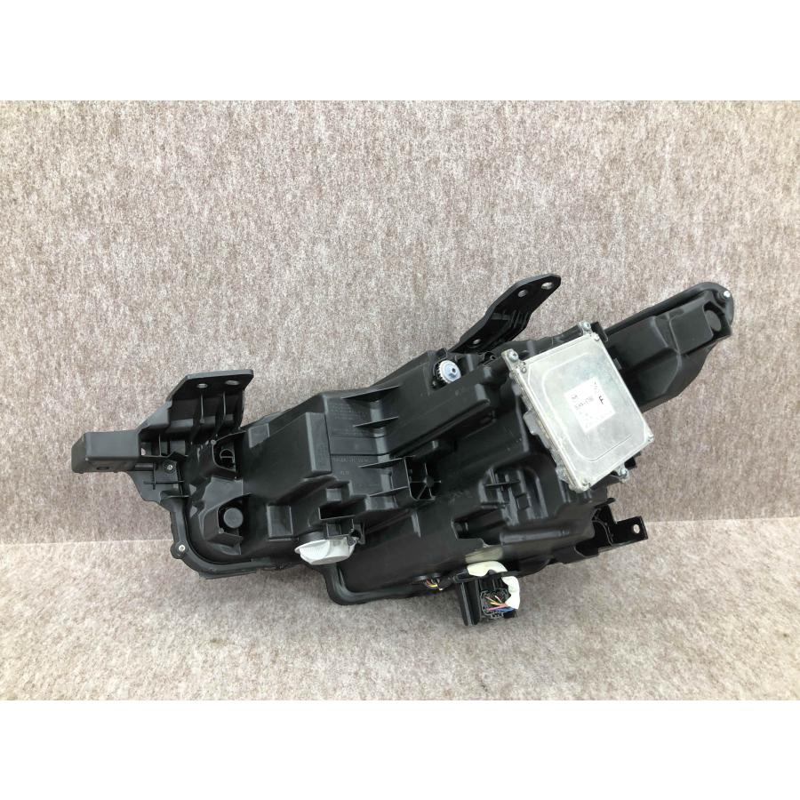 磨き済み マツダ3 BPFP BP8P BP5P MAZDA3 LED ヘッドライト 右 KOITO