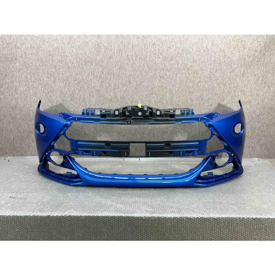トヨタ アクアG‘s(HP10系) 標準仕様 フロントバンパー トヨタ アクア G's NHP10 中期 純正 フロントバンパー 52119-52470