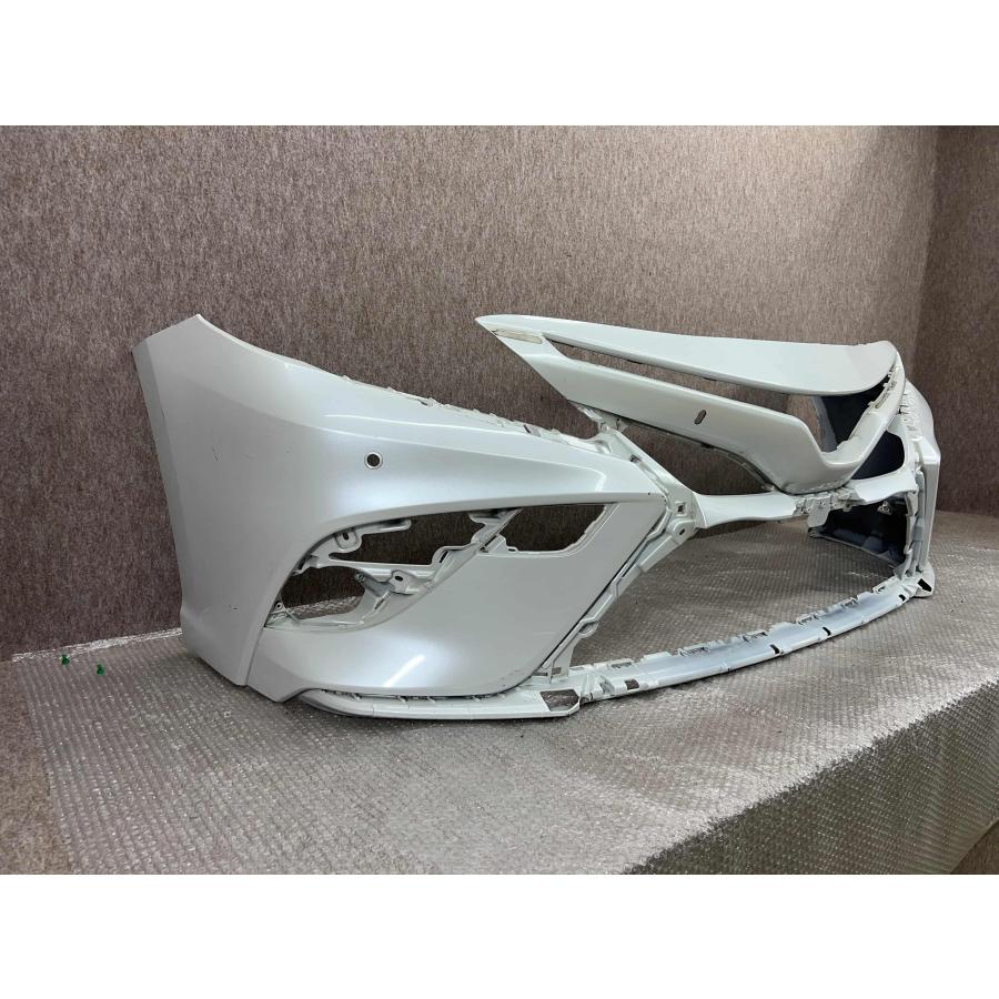 トヨタ カムリ 70系 AXVH70/AXVH75 前期 純正 フロントバンパー 52119