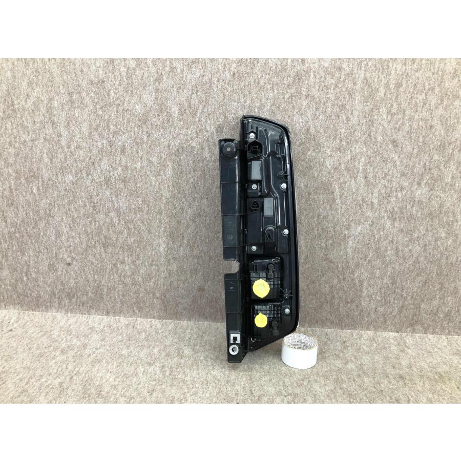 美品 磨き済み スペーシアカスタム MK54S MK94S 純正 左 テールライト
