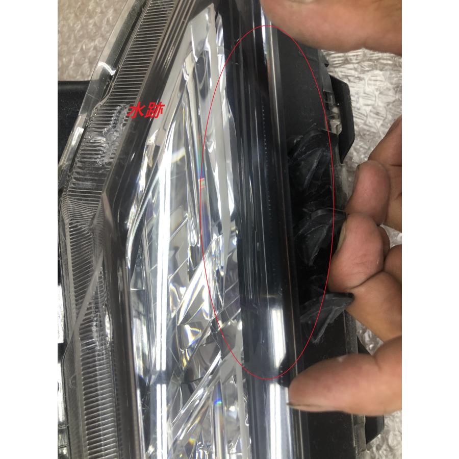 磨き済み デリカ D5 CV1W 後期 純正 ポジションランプ 右 KOITO 212