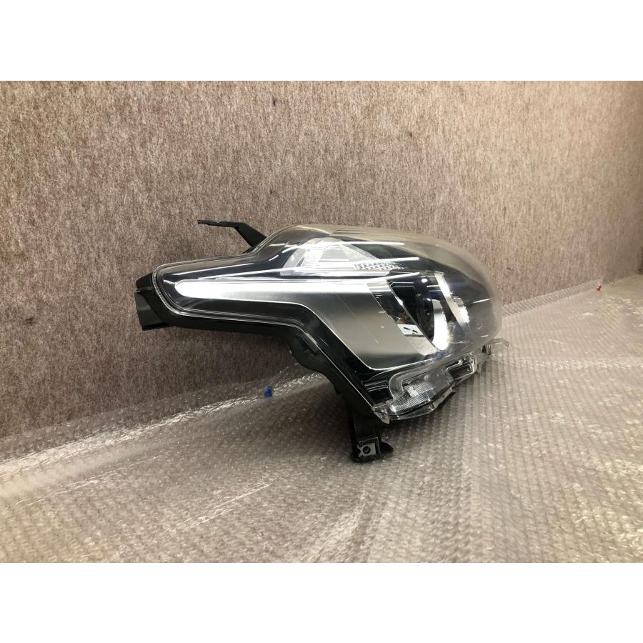 磨き済み トヨタ シエンタ NSP170 ハロゲン ヘッドライト 右 KOITO 52