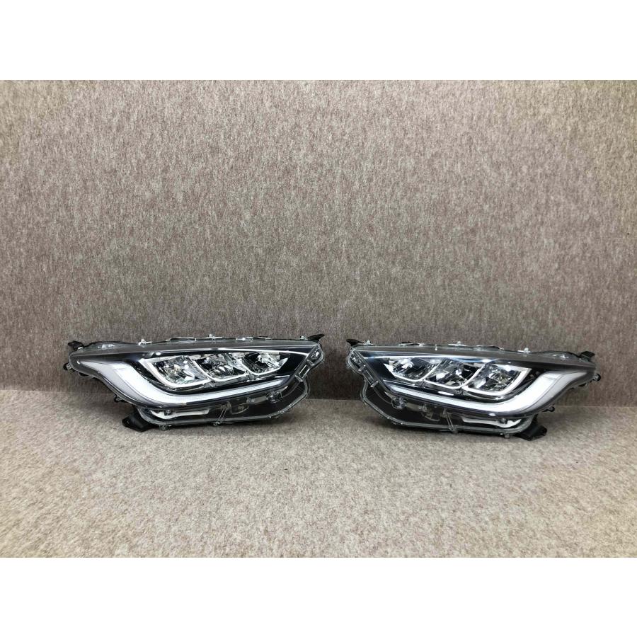 レンズ美品 磨き済み ヤリス MXPA10 純正品 左右 ヘッドライト KOITO 