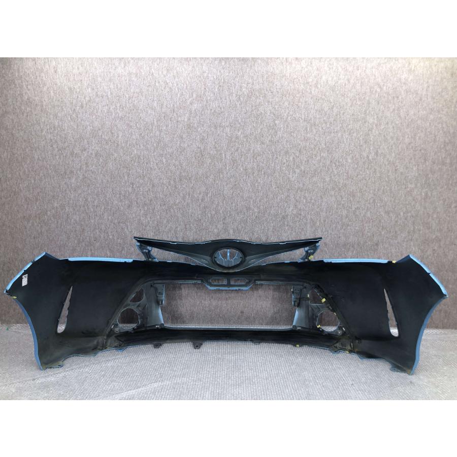 トヨタ ヴィッツ KSP130 NSP130 中期 純正 フロントバンパー 52119 