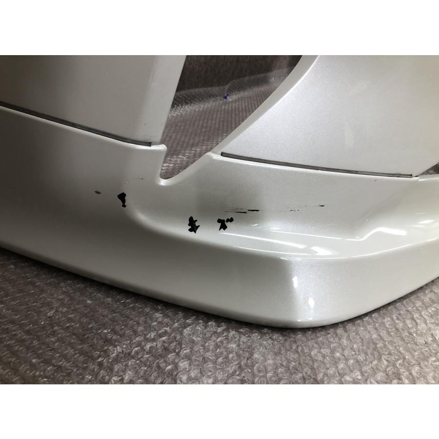 トヨタ プリウス 50系 ZVW50/ZVW51/ZVW55 純正 フロントバンパー 52119