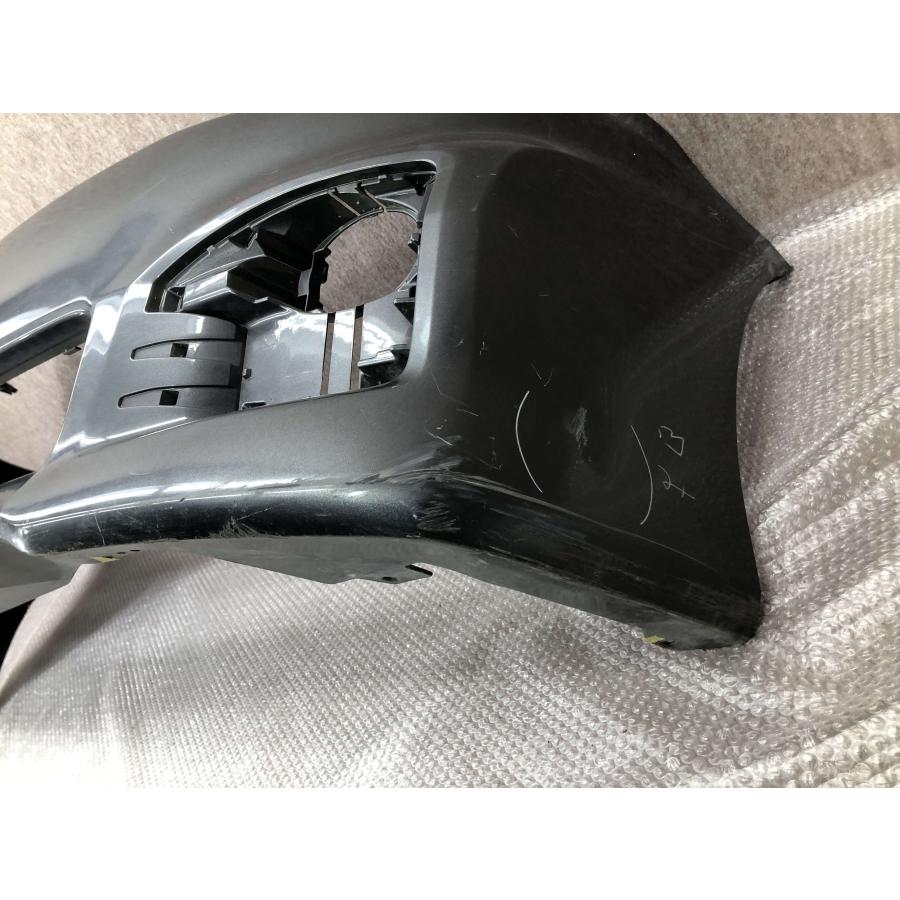 トヨタ ヴォクシー 70 ZRR70G 後期 純正 フロントバンパー 52119-28E90 