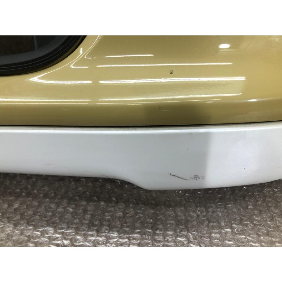 ダイハツ ムーヴ キャンバス LA850S/LA860S 純正 フロントバンパー