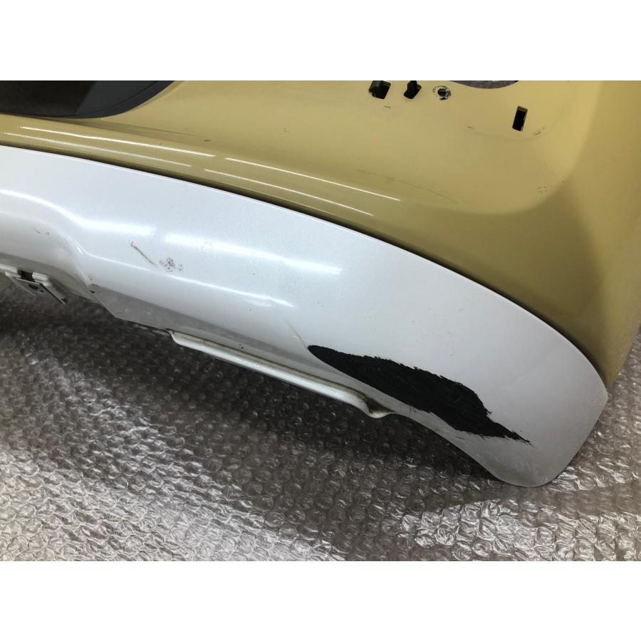 ムーヴキャンバスLA850S 純正 フロントバンパー52119-B2G20 ダイハツ ムーヴ キャンバス LA850S/LA860S 純正 フロントバンパー