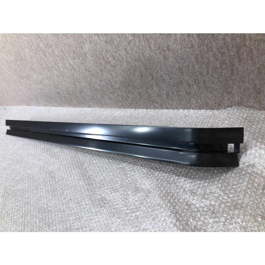 ハイエース 未使用品 ハイエース 200 純正 右 スライドドアレール 68303-26080