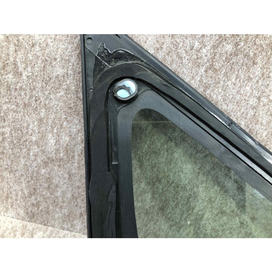 ウィッシュ ZGE20W 左 フロントコーナーガラス サイドガラス クォータ