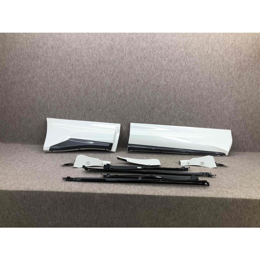 未使用品 モデリスタ ハリアー 80系 右サイドスカートMXUA80/MXUA85