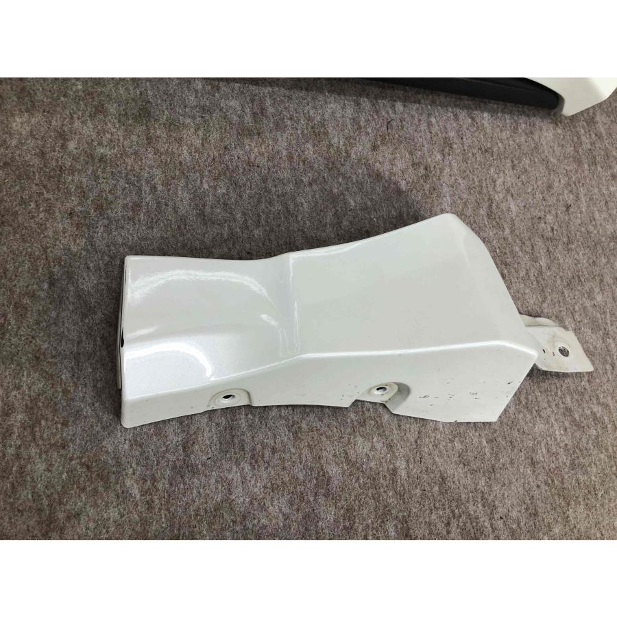 未使用品 モデリスタ ハリアー 80系 右サイドスカートMXUA80/MXUA85