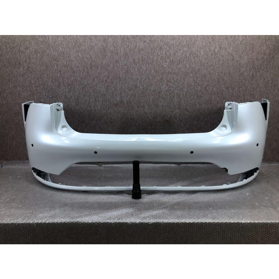 トヨタ プリウス 60系 ZVW60/ZVW65/MXWH60/MXWH60 純正 リアバンパー