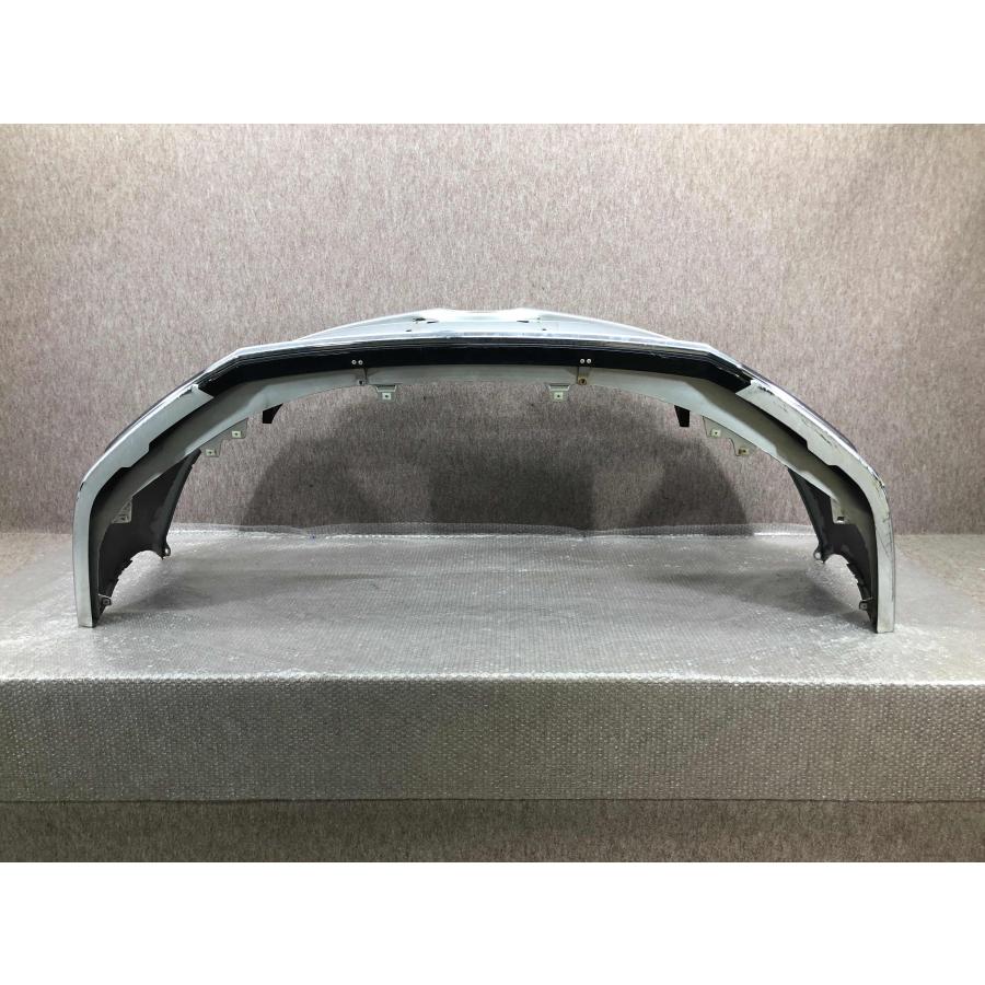トヨタ プリウス 50系 ZVW50/ZVW51/ZVW55 フロントバンパー 52119