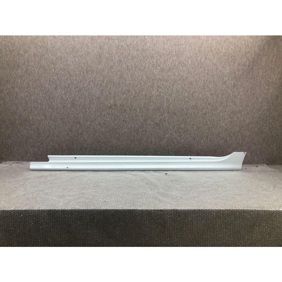 トヨタ ヤリス MXPA10 MXPH10 KSP210 左 サイドステップ 75860-K0050