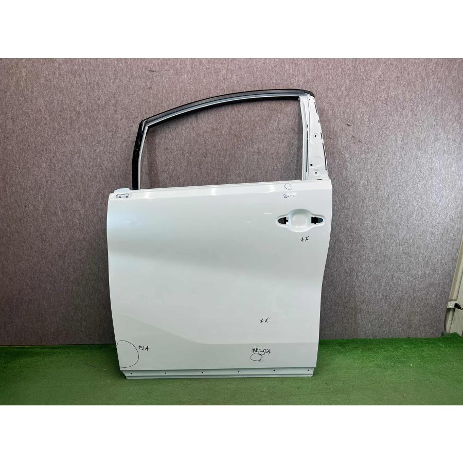 トヨタ ヴェルファイア/アルファード 30系 左 フロントドア AGH30