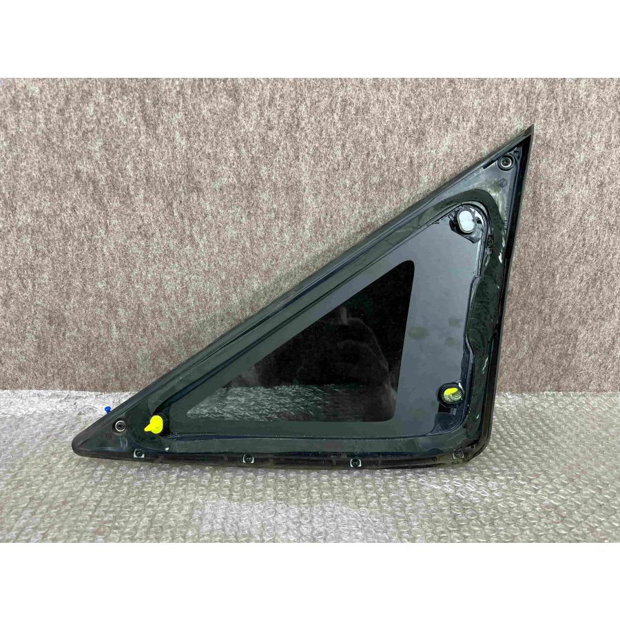 トヨタ ハリアー 60系 ZSU60W 純正 左 クォーターガラス M2L3 43R