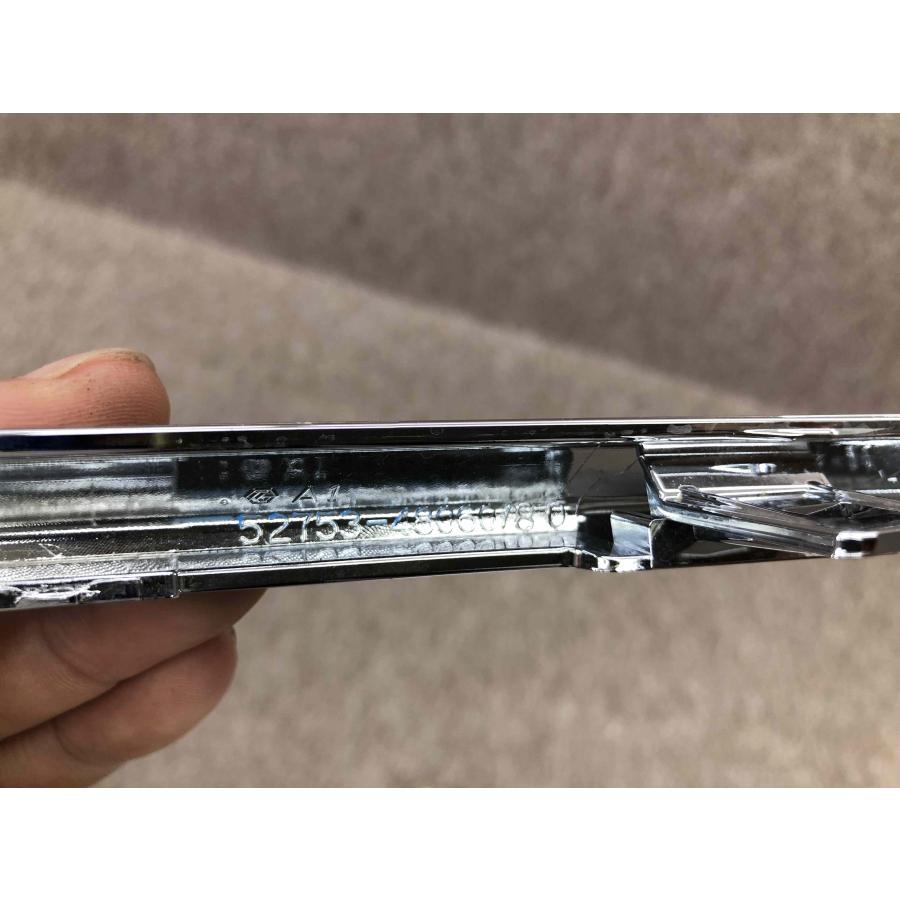 トヨタ純正 MXUA80 MXUA85 ハリアー リアバンパーモール メッキモール