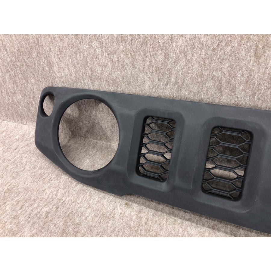 スズキ ジムニー XC XL JB64W フロントグリル 72111-78R0 : 拓海商事