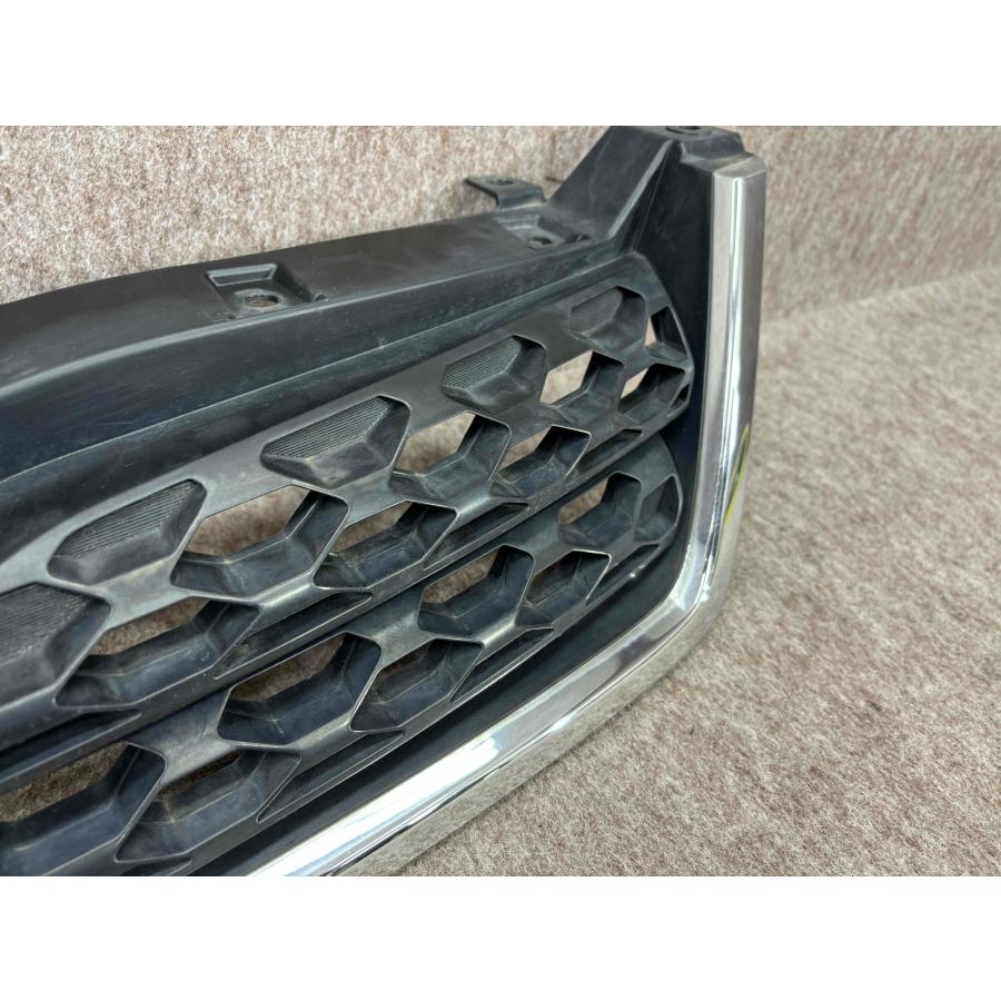 スバル フォレスター SJ5 前期 フロントグリル 91122SG030 91121SG040