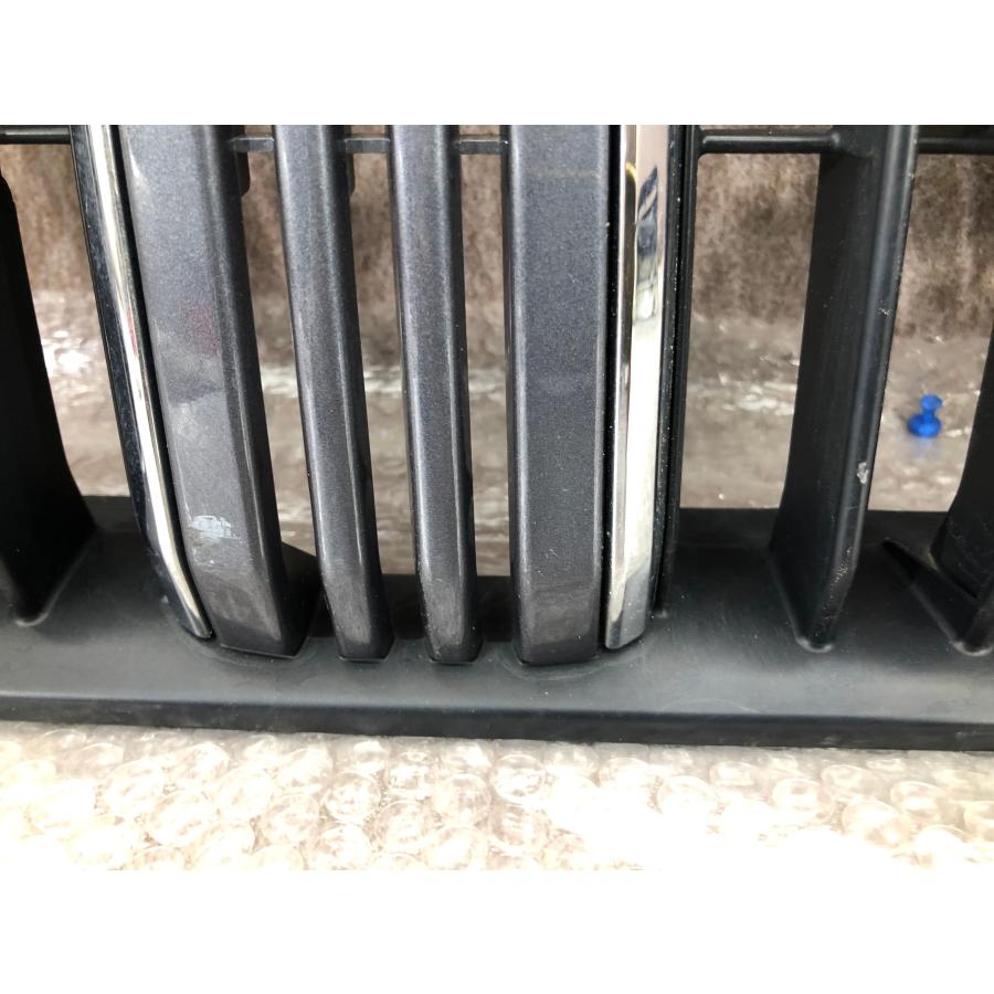 トヨタ ランドクルーザープラド TRJ150W/GDJ150W 後期 純正 グリル