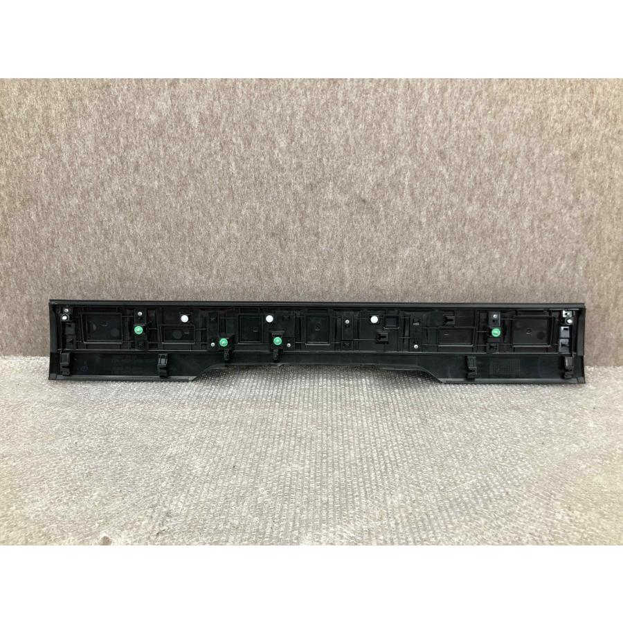 デリカミニ B34A/B35A/B37A/B38A 純正 リア ガーニッシュ 90810 7NL0A