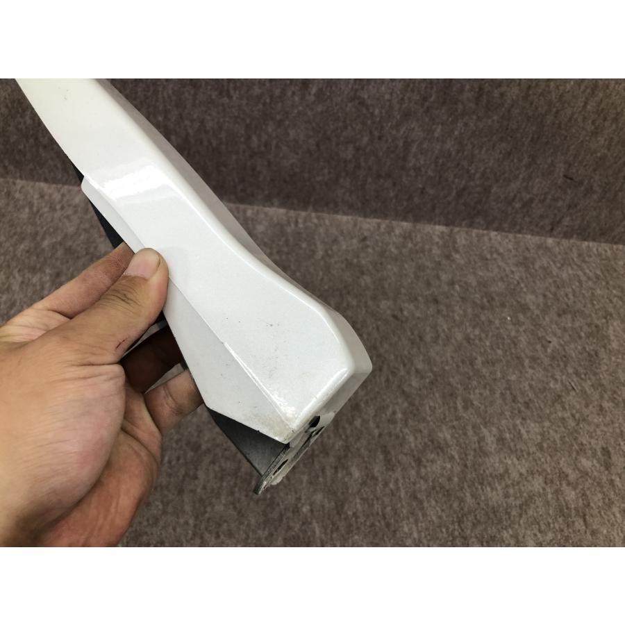 ノア ヴォクシー ZRR80 80系 右フェンダープロテクター 76901-28090