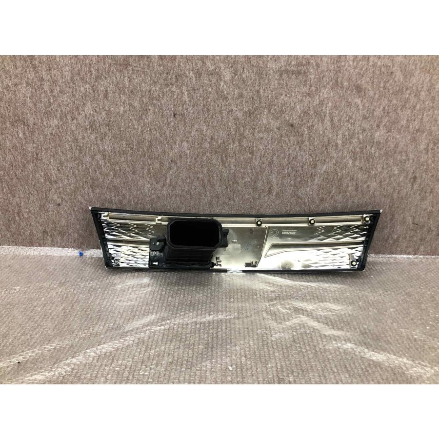 ダイハツ タントカスタム フロントグリル 53105-B2660 : 拓海商事
