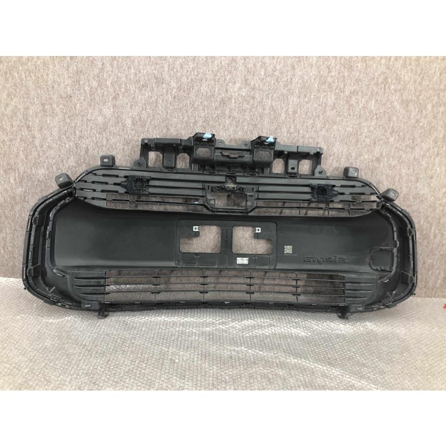 シエンタ MXPL10G MXPL15G MXPC10G 純正 フロントグリル 53101-52B50